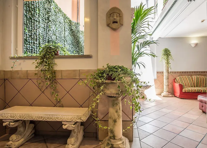 Отель Museum 3*