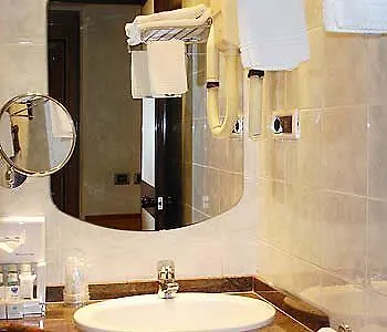 Otel Museum 3*
